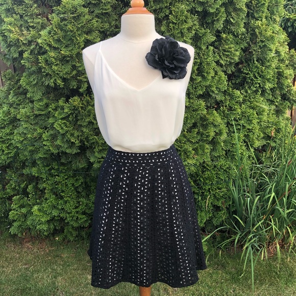 Ann Taylor Petite Skirt Size 6P Black Eyelet Midi Skirt A Line - Picture 3 of 11